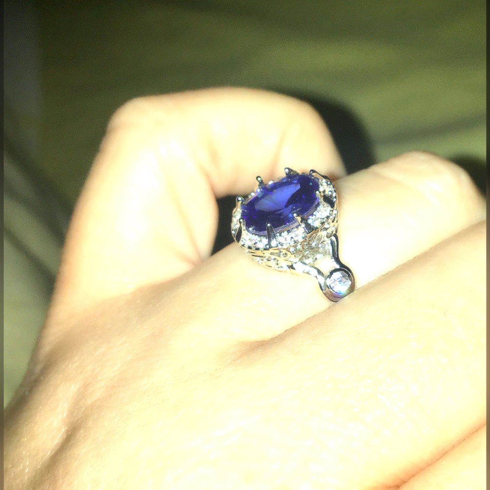 Sparkling *BLUE SAPPHIRE* & Sterling Silver Ring